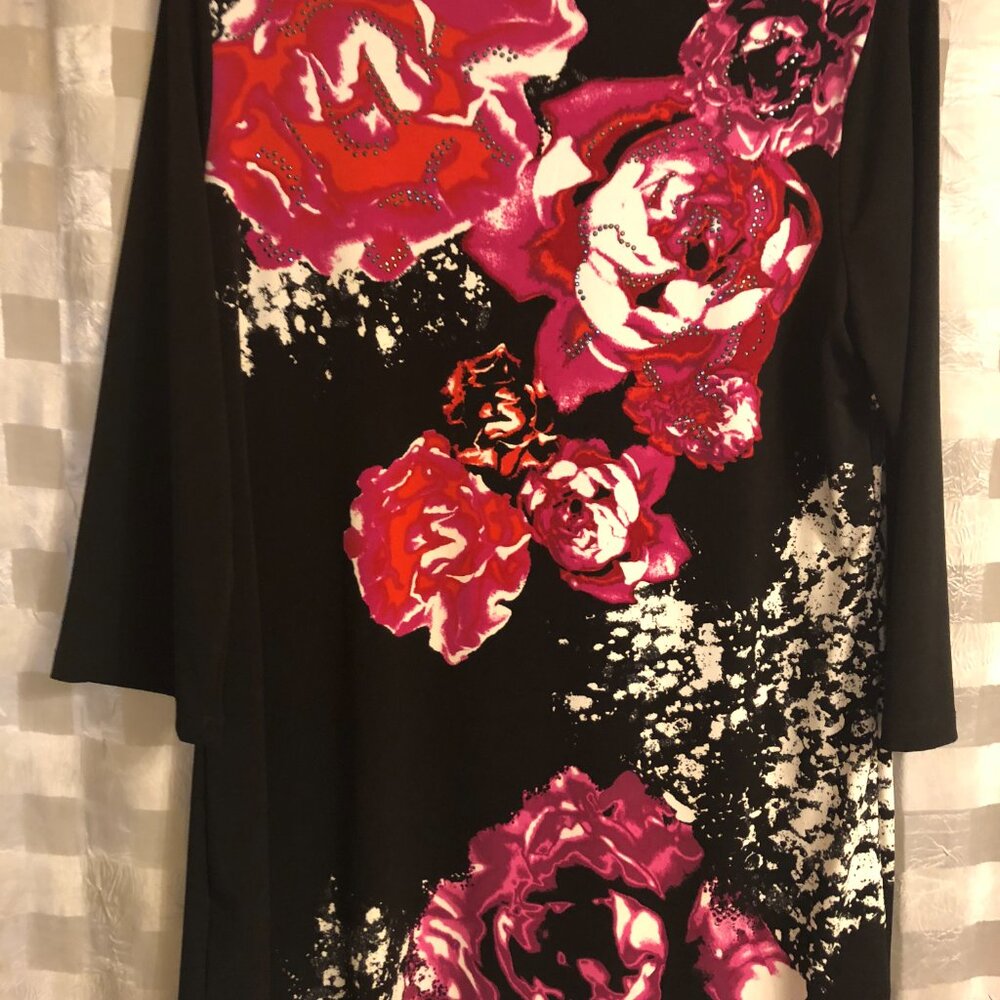 LADIES 3/4 sleeve length DRESS WITH FLORAL PRINT - PETITE LARGE